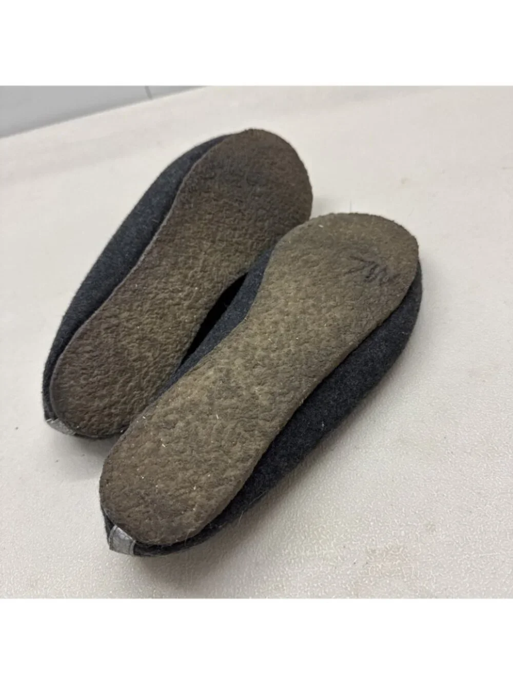 Tory Burch Billy Charcoal Gray Wool Logo Lamb Fur Slipper Flats Women 9M US